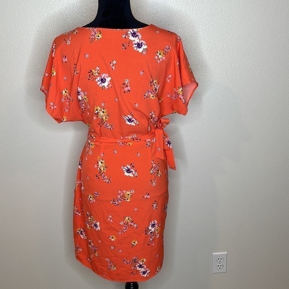 Studio B by Bobeau Floral Wrap Around Dress Medium - Picture 8 of 8